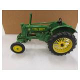 john deere FFA toy tractor