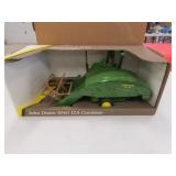 john deere 12A toy combine w/box
