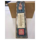 newer wooden thermometer (works)