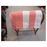 quilt rack & blanket