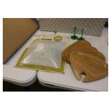 bamboo snack plates,square glass shade,glasses