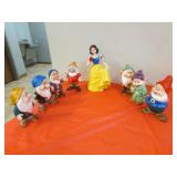 snow white & 7 dwarfs figurine set