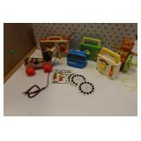 fisher price toys & viewmaster w/reels