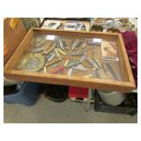 showcase,knives,ashtray & items