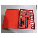 snap on tool set w/red case