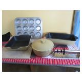 3 pcs of pinnacle bakewear,muffin pan&knife sharp