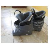 size 8 salomon snow ski boots