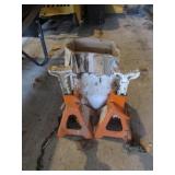 car jack stands