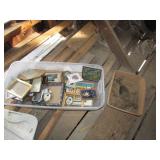 tote,picture frames & items