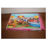 barbie backyard pool set w/box