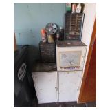 3 cabinets,2 organizers & items