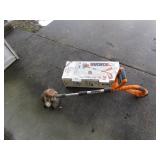 worx  cordless weedeater w/charger & 2 batteries