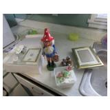 nutcracker & picture frames