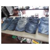 5 mens jeans incl;new true religion & BKE