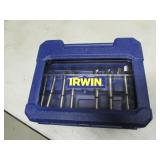 7 irwin router bits w/case