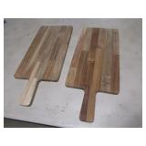 2 cutting boards