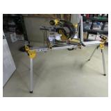 Dewalt DWS779 12" compound miter saw & stand,works
