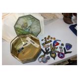tin,military patches & buttons