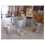 chopper,sifter & items
