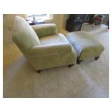 Klaussner chair w/ottoman