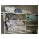 all blankets & bedding