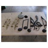 wall hangings incl:brass