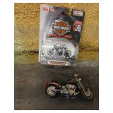 2 toy harley davidson motorcycles