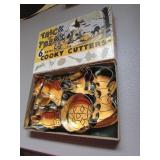 trick or treat cooky cutters w/box