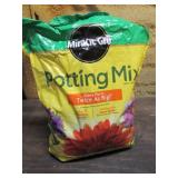 3/4 bag of potting mix