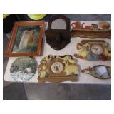 wall hangings & plastic clocks