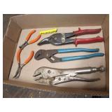 all pliers in flat