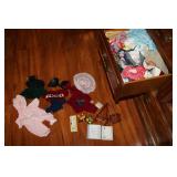 bear clothes & items