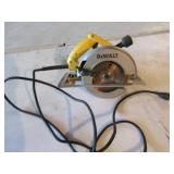 dewalt 7 1/4' circular saw