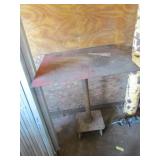 metal roll around stand