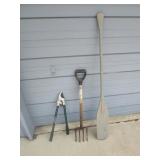 wood oar,trimmers & potato fork
