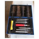 carving set w/blue case