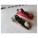 2 smaller wooden planes