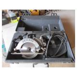 skilsaw 7 1/4' worm drive saw w/case model 77