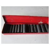 deepwell socket w/red case