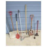 sledgehammer,shovels,yard tools