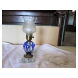 1 ball blue lamp (unmarked)