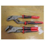 2 craftsman wrenches