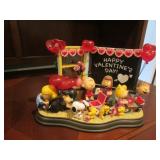 danbury mint peanuts happy valentines day figurine