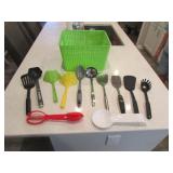 utencils & green container
