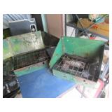 2 coleman camping stoves