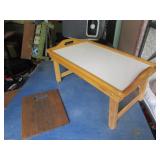 wall hanging & bed tray