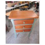 3 drawer stand