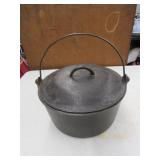 cast iron pot w/lid