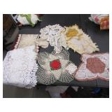vintage doilies & linens
