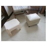2 stools